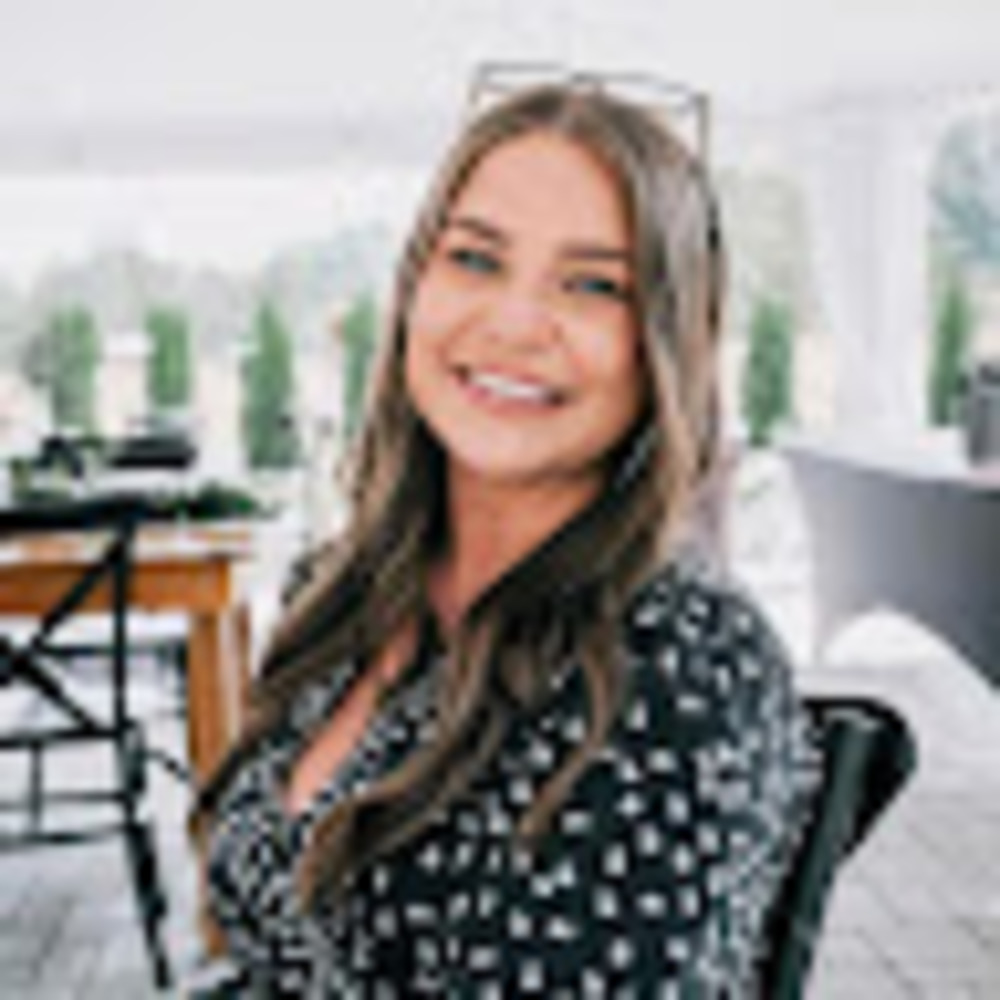 Meet your Posher, Gabi